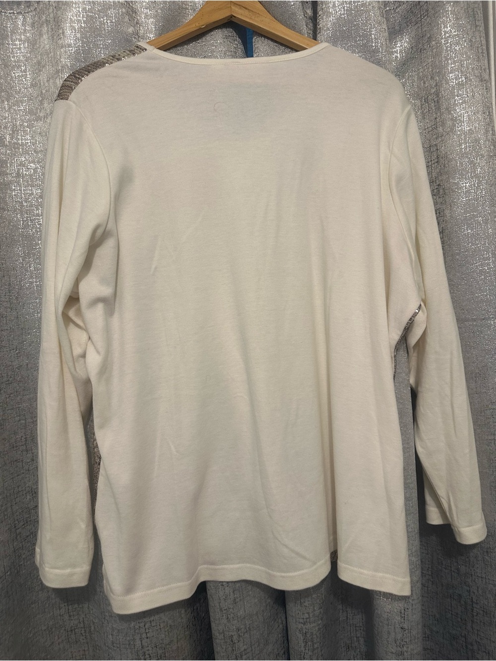 Quacker Factory Cream Snake-Print Raglan Pullover - Picture 4 of 7